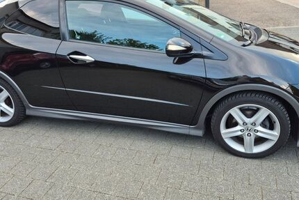 Honda Civic 192.000 km 3.850 &euro; Schwäbisch Gmünd 73525