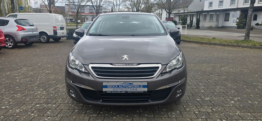 Peugeot 308 130.000 km 5.590 &euro; Aalen 73433
