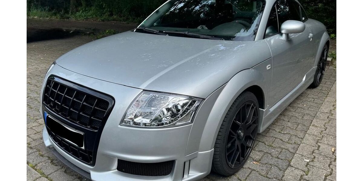 Audi TT 153.000 km 6.590 &euro; Schwäbisch Gmünd 73529