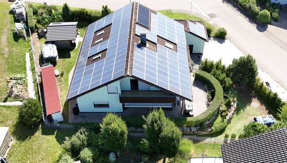 Einfamilienhaus Gschwend - 10 Zimmer, 256 m&sup2;, 648.000&euro; | Angebot:22433778