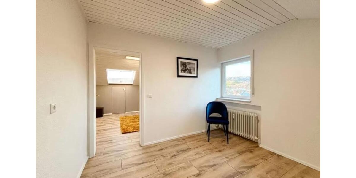Dachgeschoßwohnung Ottenbach - 4 Zimmer, 89 m&sup2;, 1.100&euro; | Angebot:25436755
