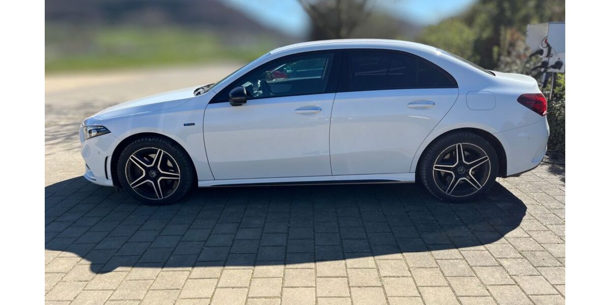 Mercedes-Benz A 250 92.000 km 27.000 &euro; Heubach 73540