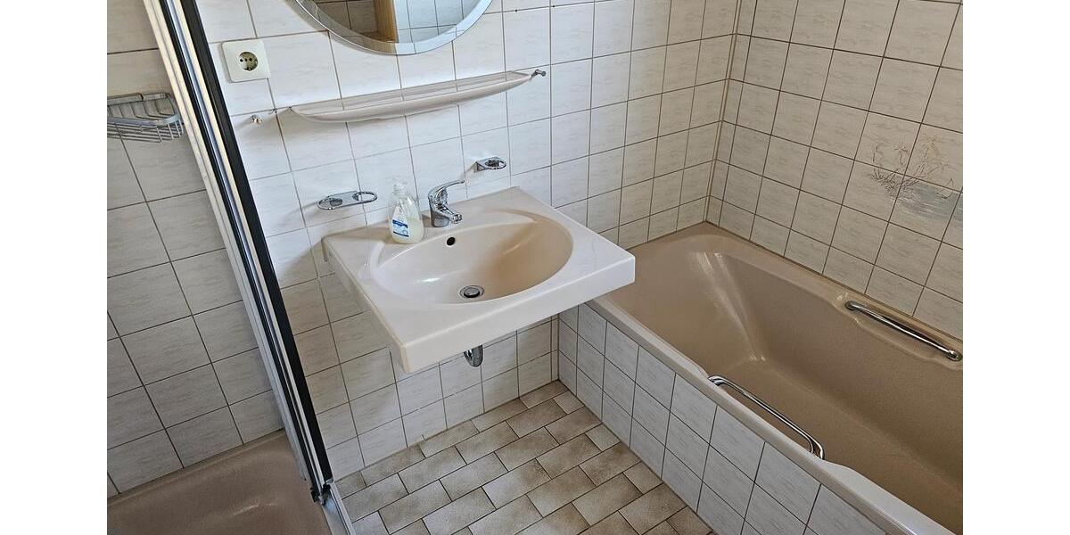 Doppelhaushälfte Nattheim - 7 Zimmer, 167 m&sup2;, 1.490&euro; | Angebot:22624872