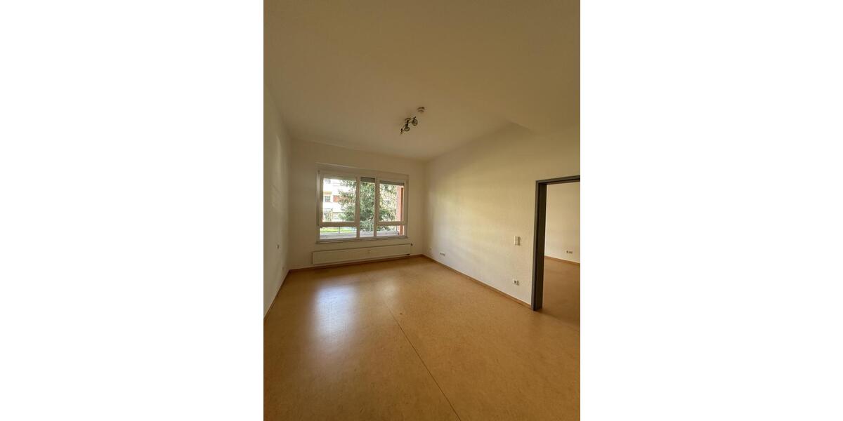 Etagenwohnung Aalen - 2 Zimmer, 76 m&sup2;, 732&euro; | Angebot:25963397