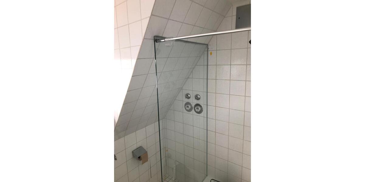 Dachgeschoßwohnung Alfdorf - 2.5 Zimmer, 71 m&sup2;, 880&euro; | Angebot:26341789