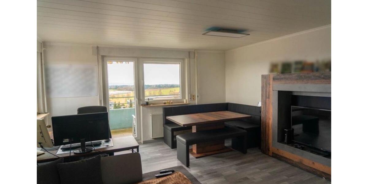 Etagenwohnung Durlangen - 4 Zimmer, 98 m&sup2;, 950&euro; | Angebot:25853837