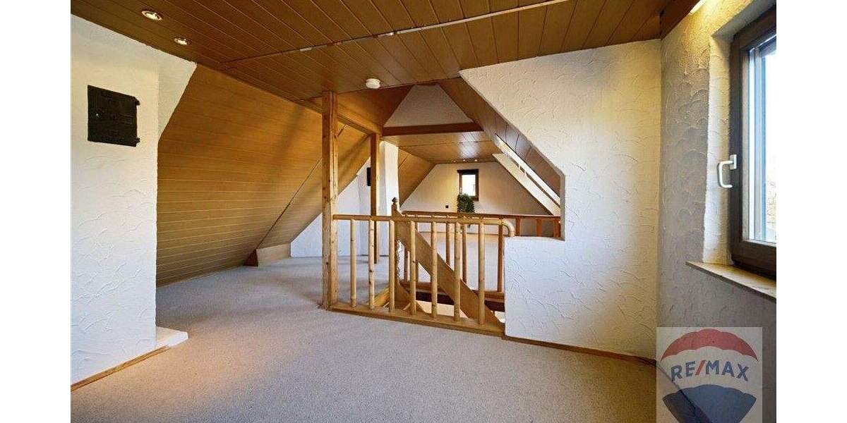 Einfamilienhaus Giengen Burgberg - 4 Zimmer, 127 m&sup2;, 320.000&euro; | Angebot:25771219