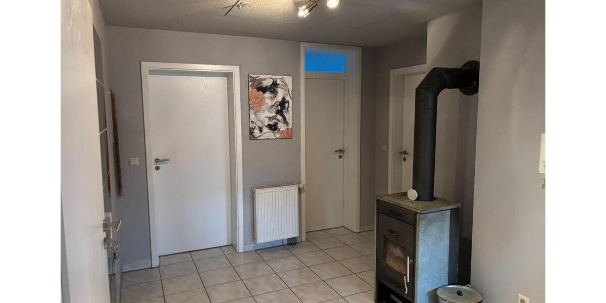 Dachgeschoßwohnung Sulzbach-Laufen Laufen - 3 Zimmer, 73 m&sup2;, 550&euro; | Angebot:25870588