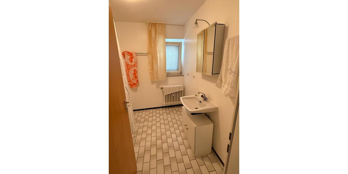 Etagenwohnung Nattheim - 3 Zimmer, 100 m&sup2;, 900&euro; | Angebot:25760611