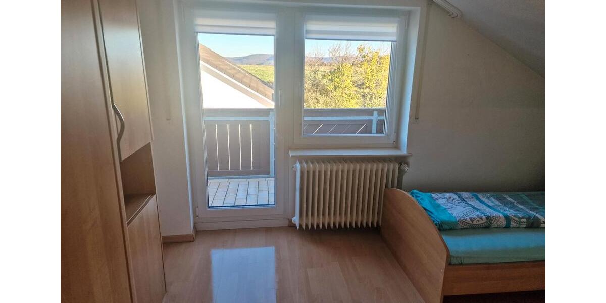 Dachgeschoßwohnung Aalen Dewangen - 1 Zimmer, 18 m&sup2;, 500&euro; | Angebot:26006376