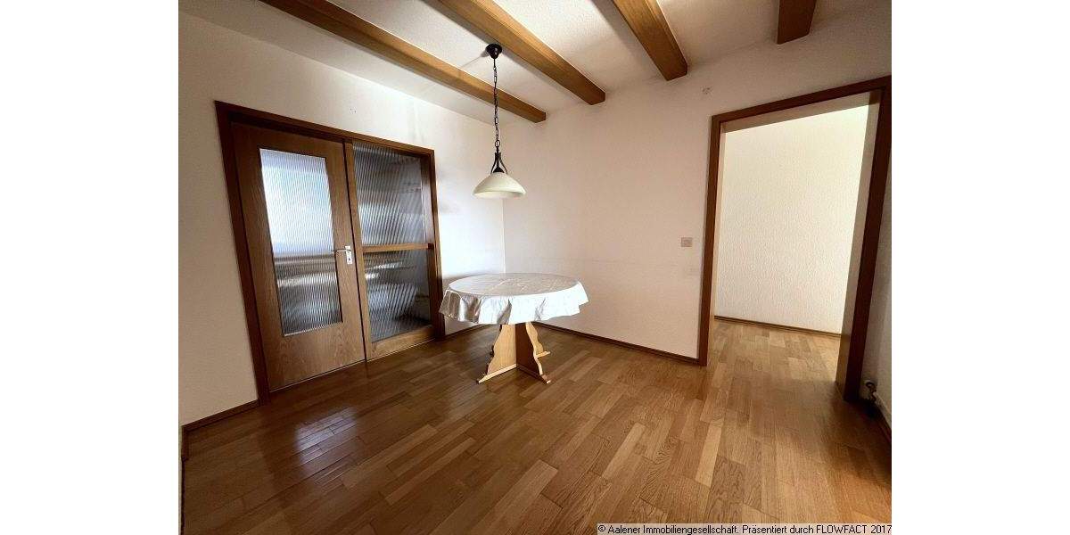 Etagenwohnung Aalen Unterkochen - 4 Zimmer, 97 m&sup2;, 264.000&euro; | Angebot:25768377