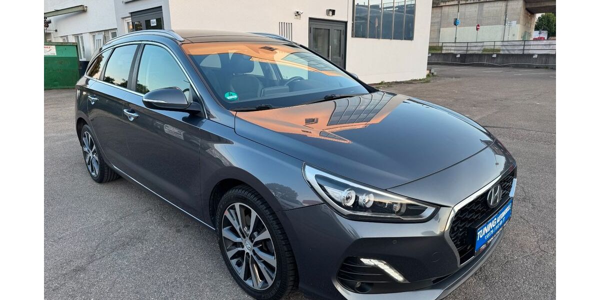 Hyundai i30 159.000 km 11.990 &euro; Aalen 73431
