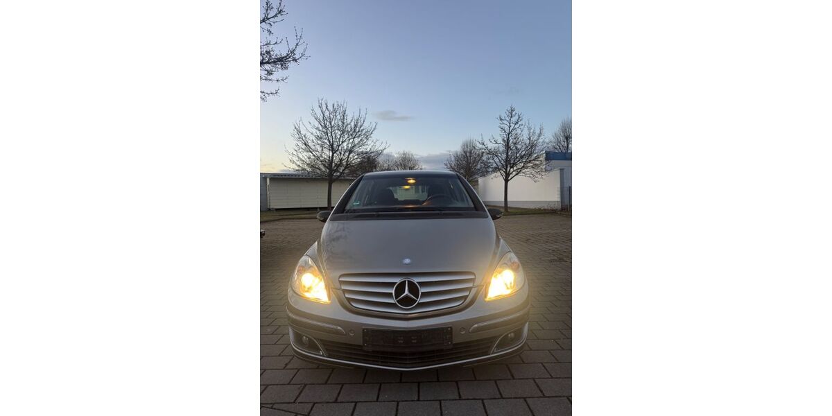 Mercedes-Benz B 180 171.271 km 2.790 &euro; heidenheim 89522