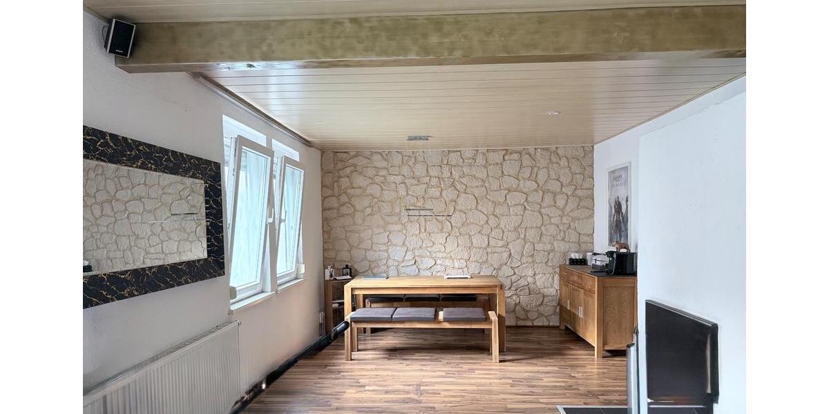 Einfamilienhaus Aalen Attenhofen - 6.5 Zimmer, 130 m&sup2;, 499.000&euro; | Angebot:27266030