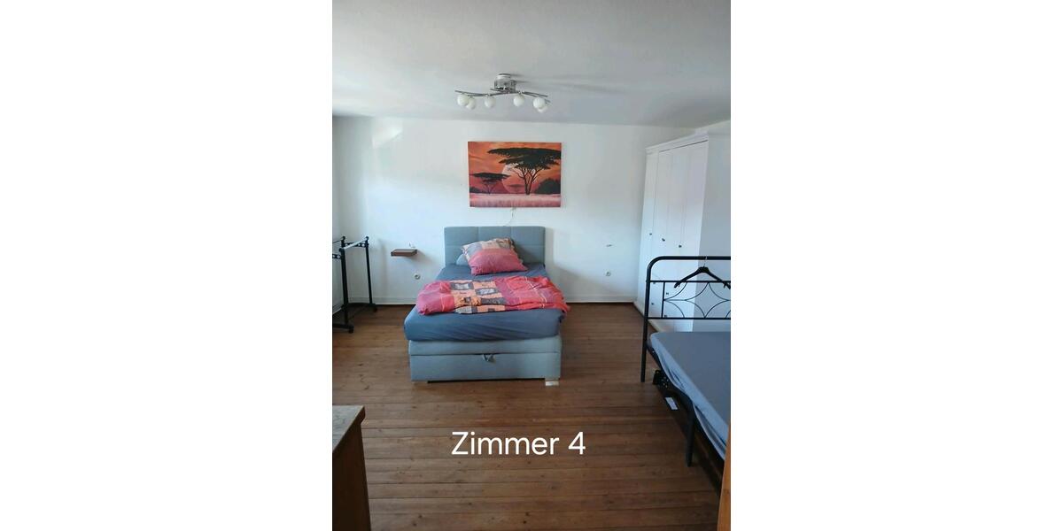 Etagenwohnung Göggingen - 5 Zimmer, 90 m&sup2;, 20&euro; | Angebot:24944990