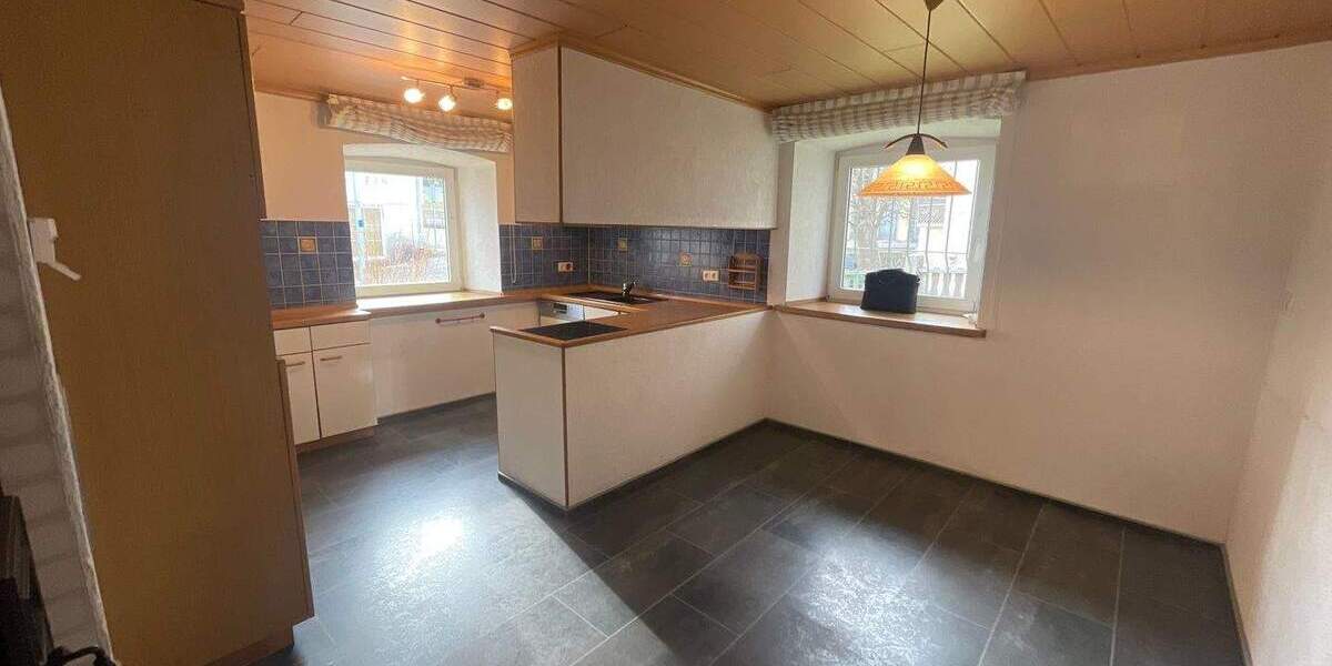Einfamilienhaus Kirchheim am Ries Kirchheim - 5 Zimmer, 134 m&sup2;, 285.000&euro; | Angebot:25678637