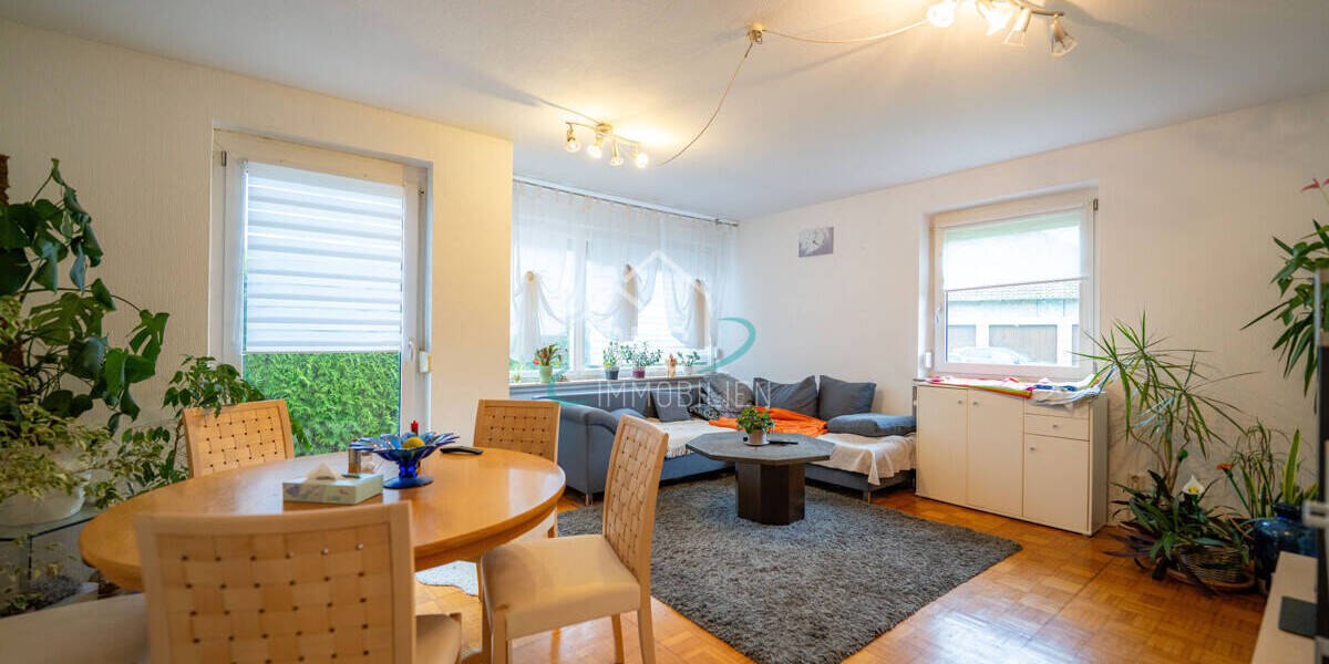 Mehrfamilienhaus, Wohnhaus Durlangen - 7 Zimmer, 190 m&sup2;, 320.000&euro; | Angebot:26657321