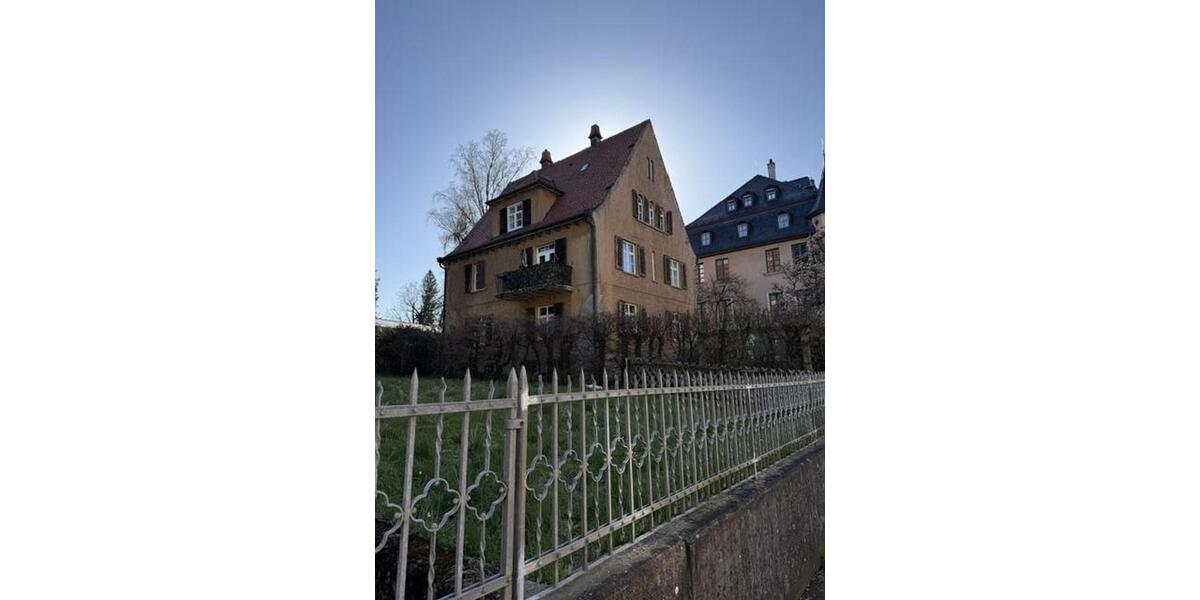 Dachgeschoßwohnung Ellwangen (Jagst) - 3.5 Zimmer, 81 m&sup2;, 900&euro; | Angebot:25552194