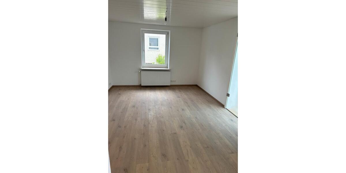 Erdgeschoßwohnung Heidenheim an der Brenz - 2 Zimmer, 89 m&sup2;, 1.350&euro; | Angebot:26652387
