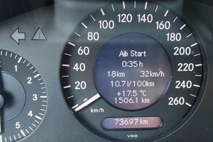 Mercedes-Benz E 200 75.000 km 9.200 &euro; Essingen 73457