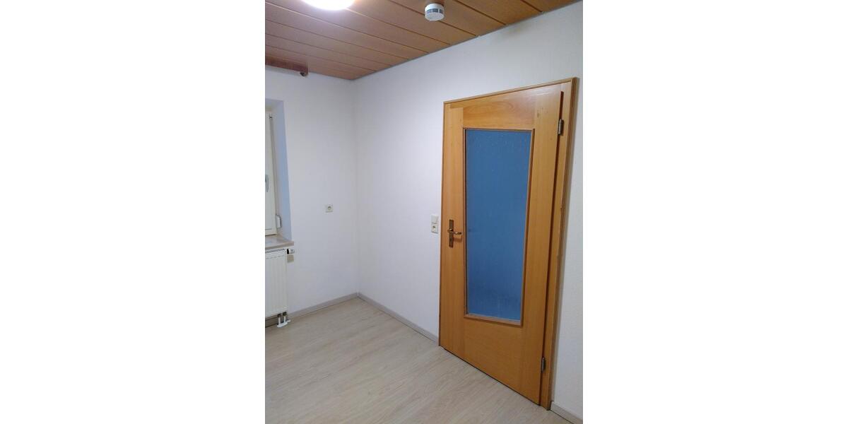 Erdgeschoßwohnung Bopfingen - 3 Zimmer, 60 m&sup2;, 600&euro; | Angebot:25902070