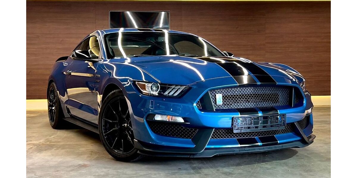 Ford Mustang 85.000 km 54.900 &euro; Iggingen 73574