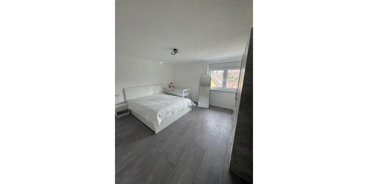 Etagenwohnung Heidenheim an der Brenz Aufhausen - 3 Zimmer, 75 m&sup2;, 980&euro; | Angebot:25979022