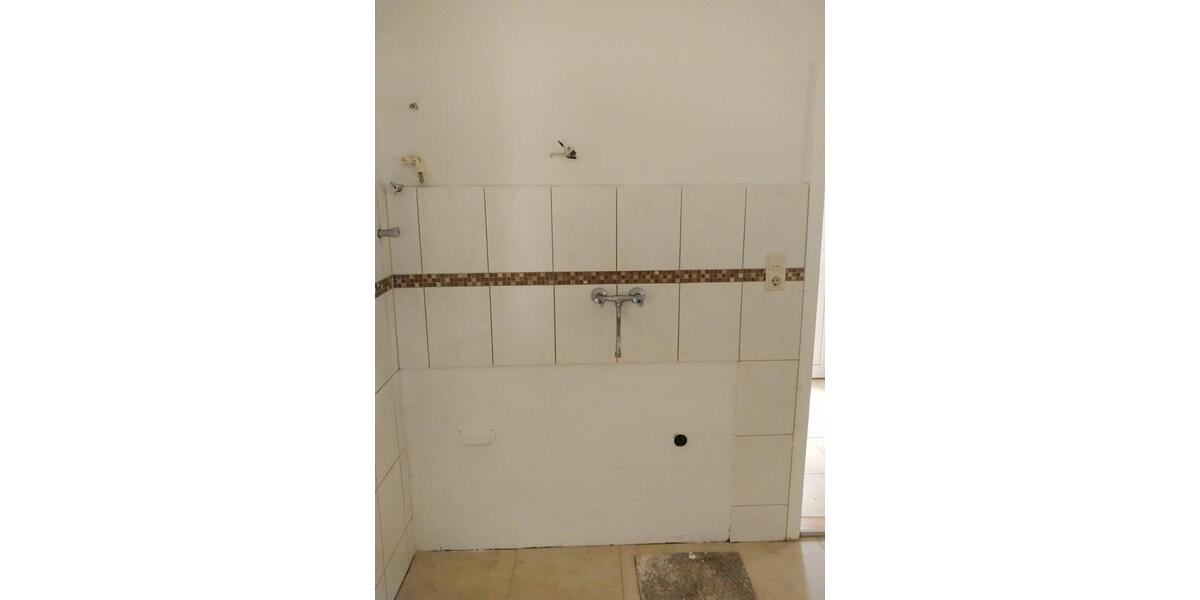 Einfamilienhaus Hüttlingen - 4 Zimmer, 90 m&sup2;, 200.000&euro; | Angebot:26525991