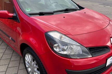 Renault Clio 93.014 km 3.999 &euro; Aalen 73431