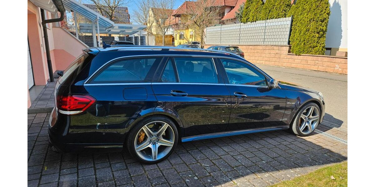 Mercedes-Benz E 63 AMG 141.500 km 35.900 &euro; Ellenberg 73488