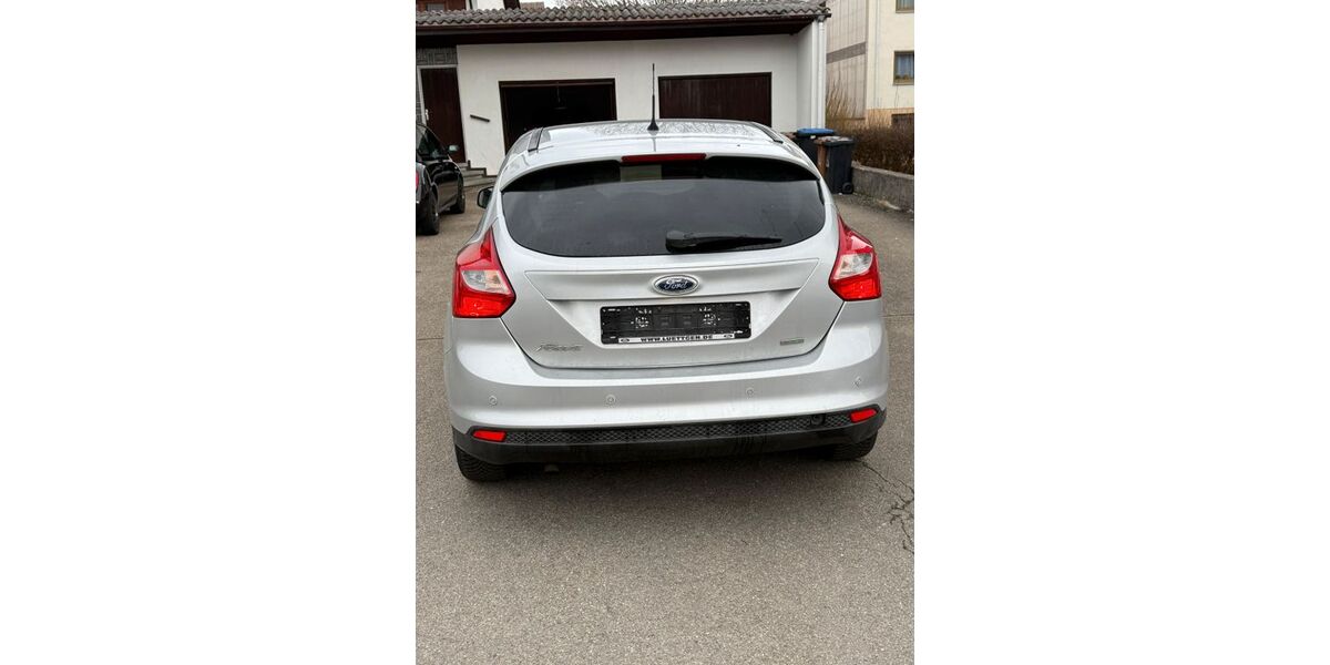 Ford Focus 137.000 km 4.900 &euro; Steinheim am Albuch 89555