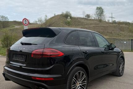 Porsche Cayenne 176.000 km 29.999 &euro; Aalen 73430