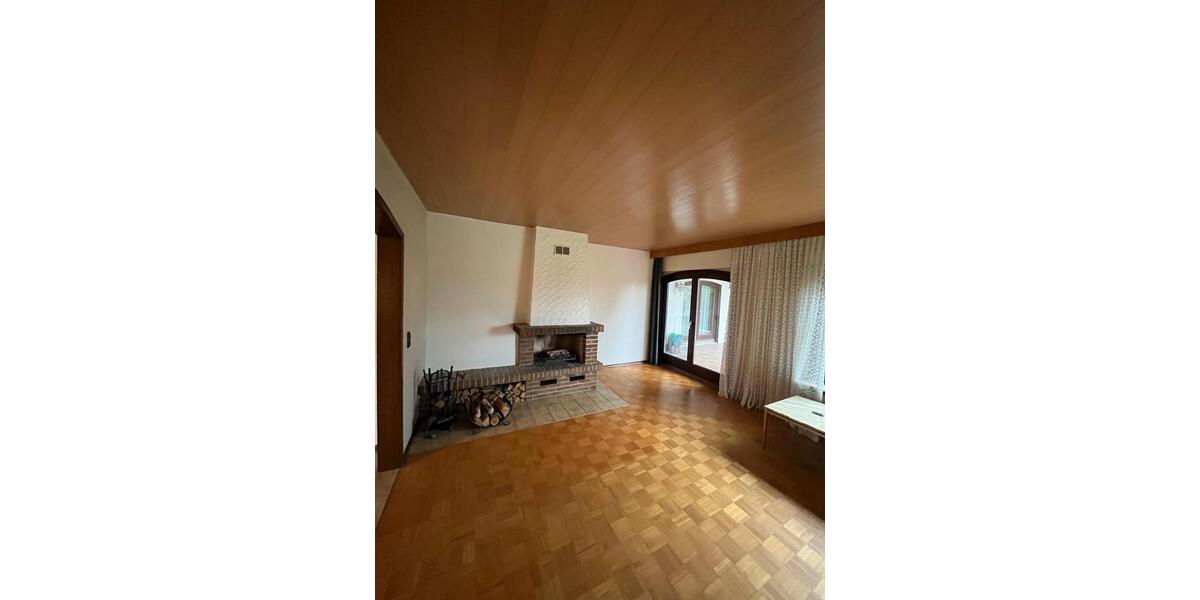 Einfamilienhaus Nördlingen - 6 Zimmer, 124 m&sup2;, 1.400&euro; | Angebot:26471991