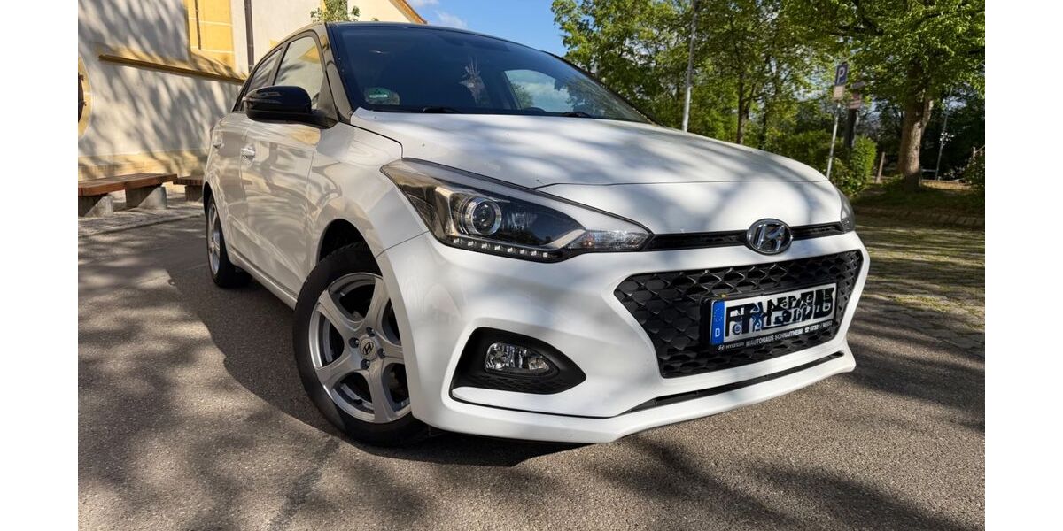 Hyundai i20 68.000 km 14.200 &euro; Heidenheim an der Brenz 89522