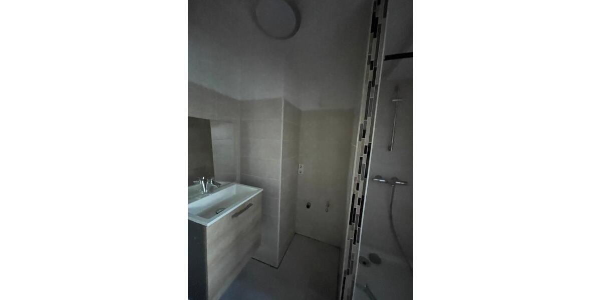 Dachgeschoßwohnung Aalen - 2 Zimmer, 70 m&sup2;, 550&euro; | Angebot:25239760