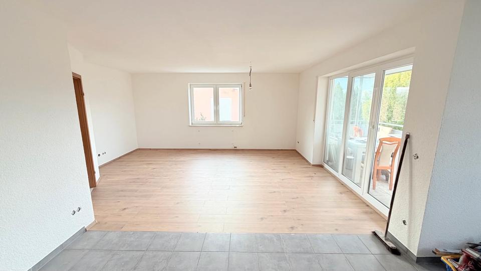 Etagenwohnung Aalen Dewangen - 3 Zimmer, 82 m&sup2;, 1.240&euro; | Angebot:27584409