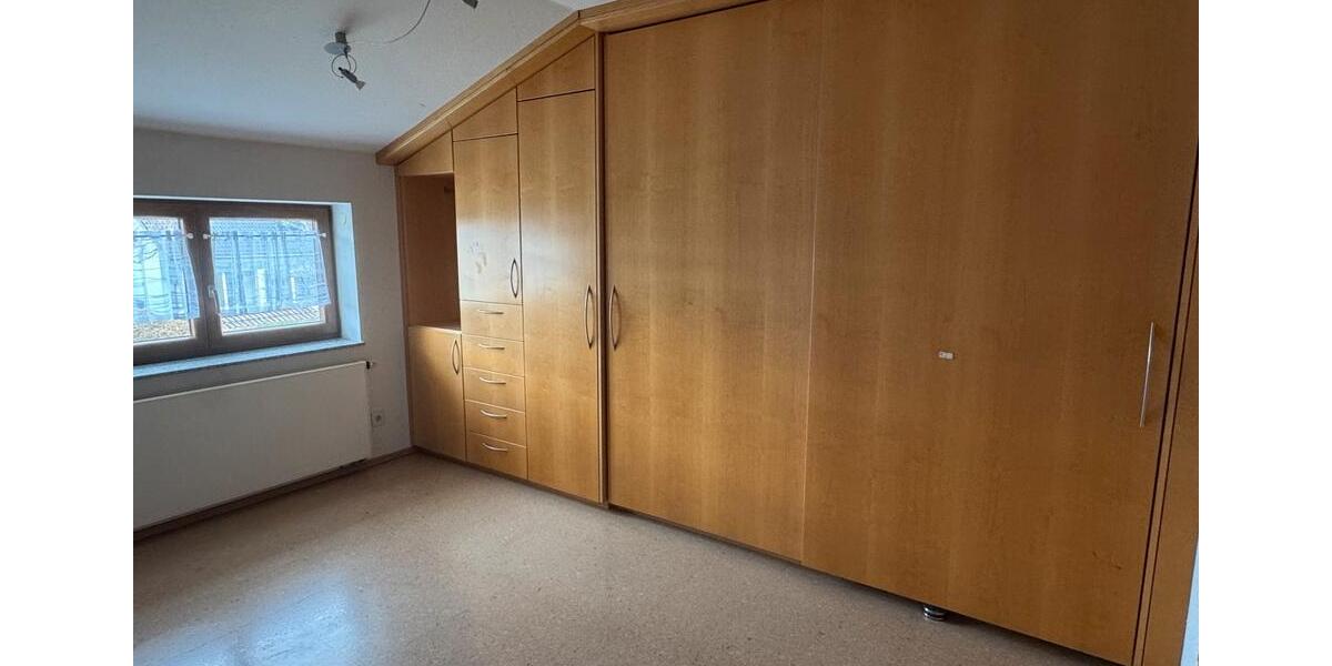 Dachgeschoßwohnung Ruppertshofen - 4 Zimmer, 130 m&sup2;, 950&euro; | Angebot:25120855