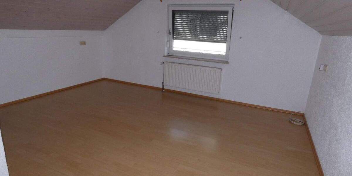 Doppelhaushälfte Heidenheim Schnaitheim - 4 Zimmer, 157 m&sup2;, 299.000&euro; | Angebot:25731069