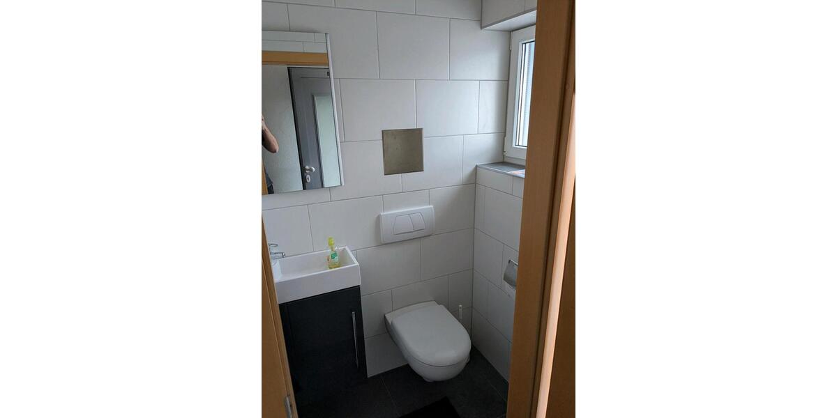 Dachgeschoßwohnung Aalen Ebnat - 2.5 Zimmer, 83 m&sup2;, 1.150&euro; | Angebot:26036678