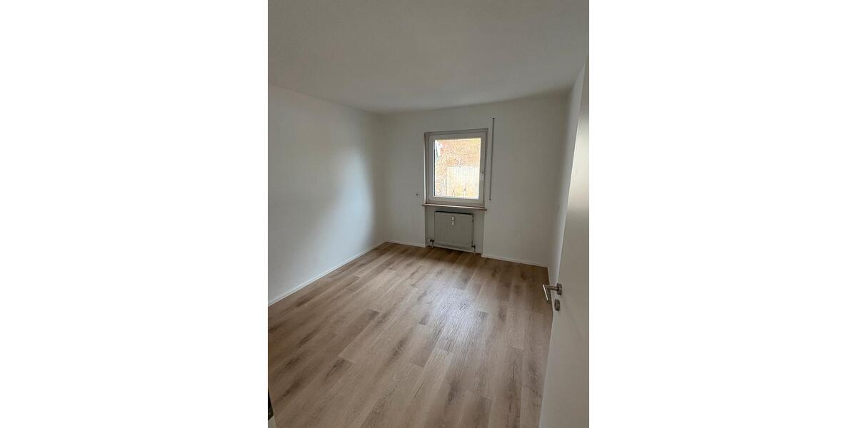 Etagenwohnung Täferrot - 3.5 Zimmer, 88 m&sup2;, 299.000&euro; | Angebot:26994525