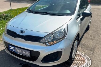 Kia Rio 103.000 km 3.999 &euro; Heidenheim 89522