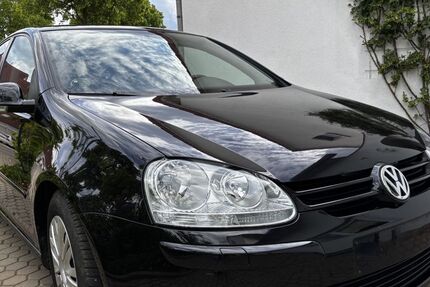 VW Golf 155.000 km 2.490 &euro; Nördlingen 86720