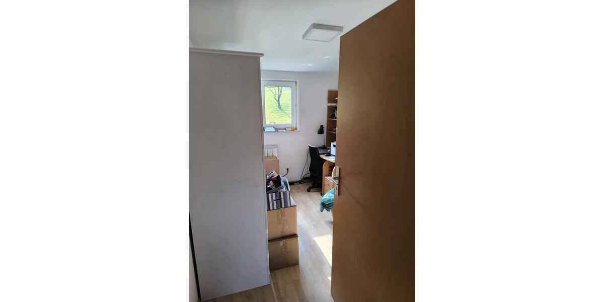 Dachgeschoßwohnung Mutlangen - 3 Zimmer, 73 m&sup2;, 690&euro; | Angebot:26032180