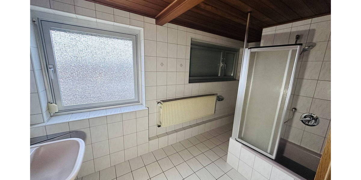 Reihenmittelhaus Aalen Unterkochen - 5 Zimmer, 115 m&sup2;, 260.000&euro; | Angebot:25969717