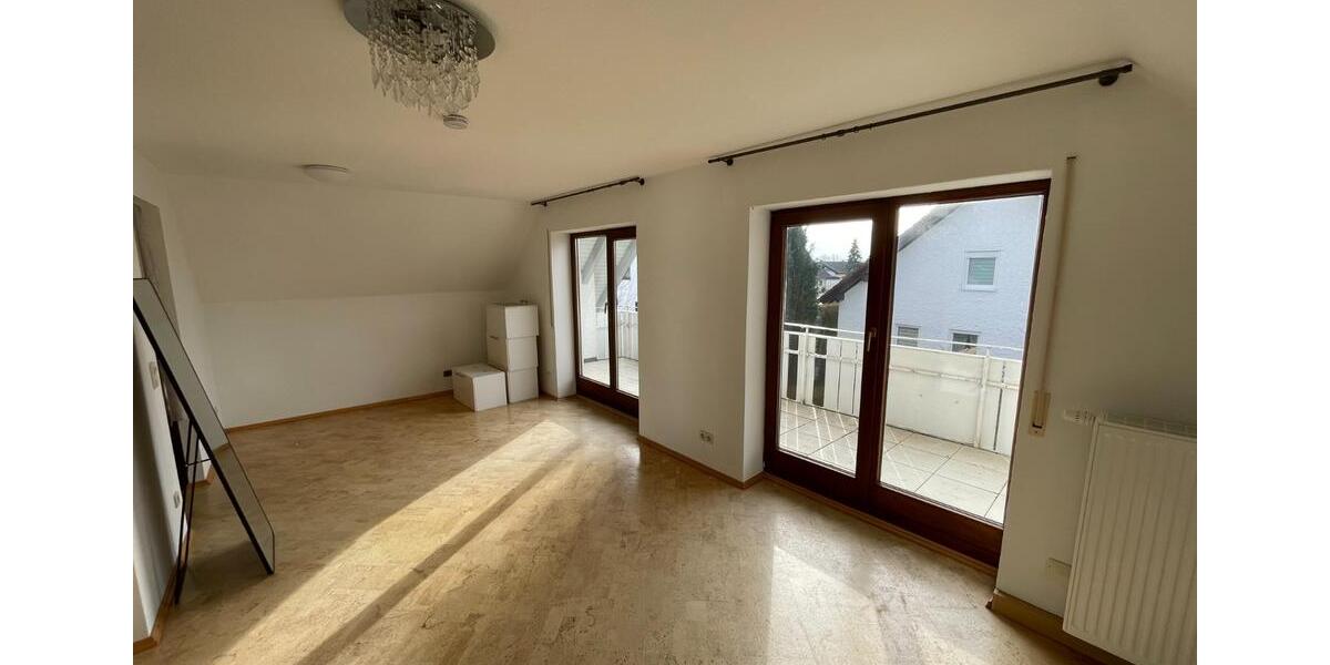 Dachgeschoßwohnung Alfdorf - 2 Zimmer, 77 m&sup2;, 790&euro; | Angebot:25049704