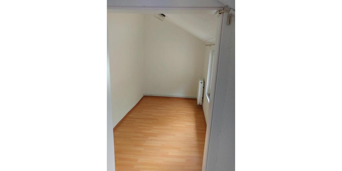 Einfamilienhaus Hüttlingen - 4 Zimmer, 90 m&sup2;, 200.000&euro; | Angebot:26525991