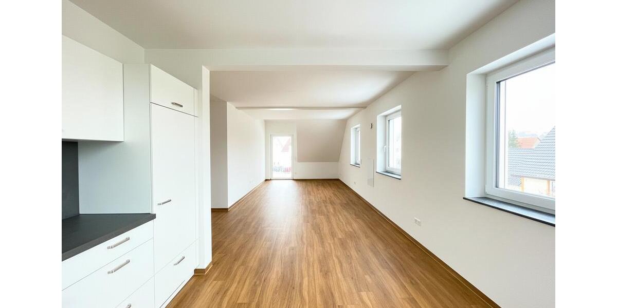 Dachgeschoßwohnung Riesbürg - 2 Zimmer, 69 m&sup2;, 810&euro; | Angebot:25351256