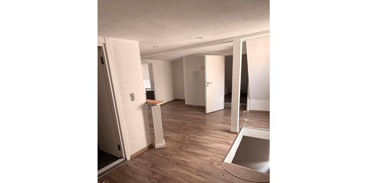 Einfamilienhaus Giengen an der Brenz - 8 Zimmer, 200 m&sup2;, 395.000&euro; | Angebot:27158341
