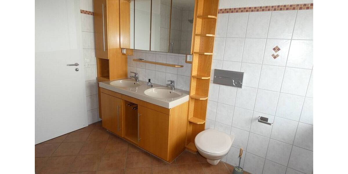 Etagenwohnung Stödtlen - 3 Zimmer, 115 m&sup2;, 890&euro; | Angebot:25800882