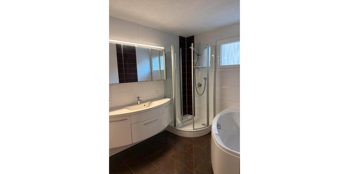 Etagenwohnung Schwäbisch Gmünd Bargau - 4 Zimmer, 93 m&sup2;, 265.000&euro; | Angebot:25456903